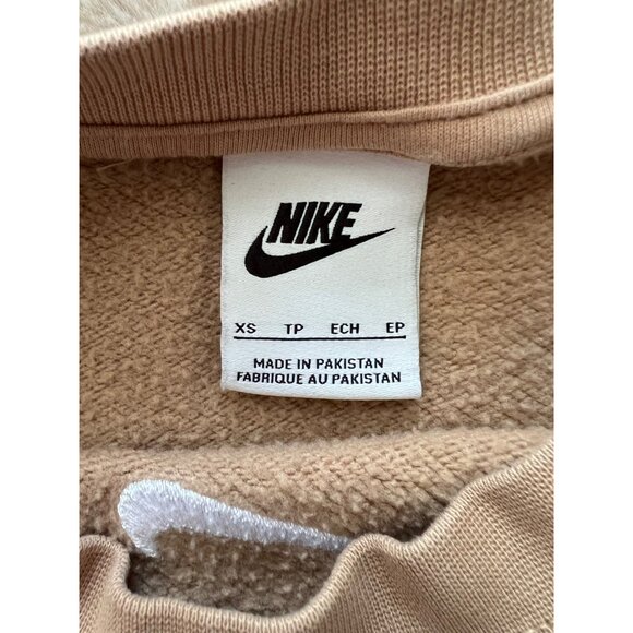 Nike Womens Oversized Tan Crewneck Sweatshirt XS - Picture 4 of 7